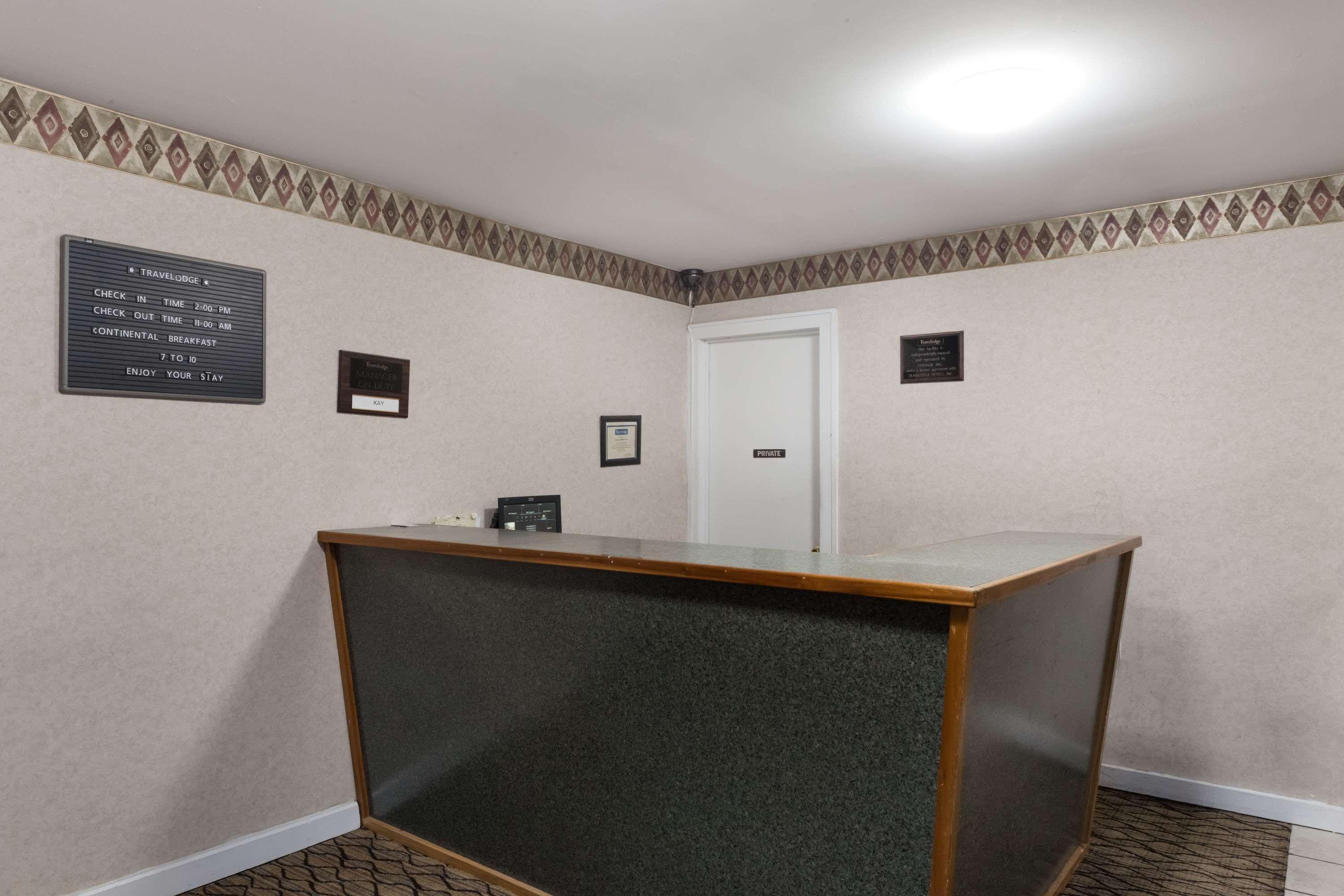 Travelodge By Wyndham Great Barrington Berkshires Exterior photo